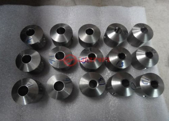 China Hartmetall-Produkt-Hartmetall-Verdrängungs-Würfel YG20C TL40.5 fournisseur