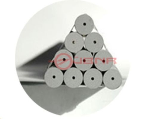 Hohes verbiegendes Hartmetall-Produkt-Hartmetall Rod mit Doppeltem 30 Grad-Spiralen-Löcher fournisseur